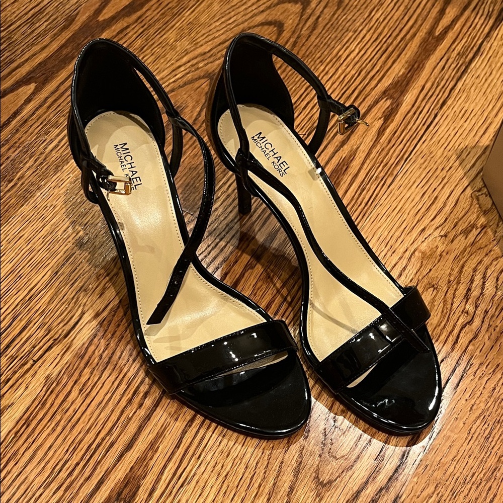 Michael Kors Glossy Black Heels